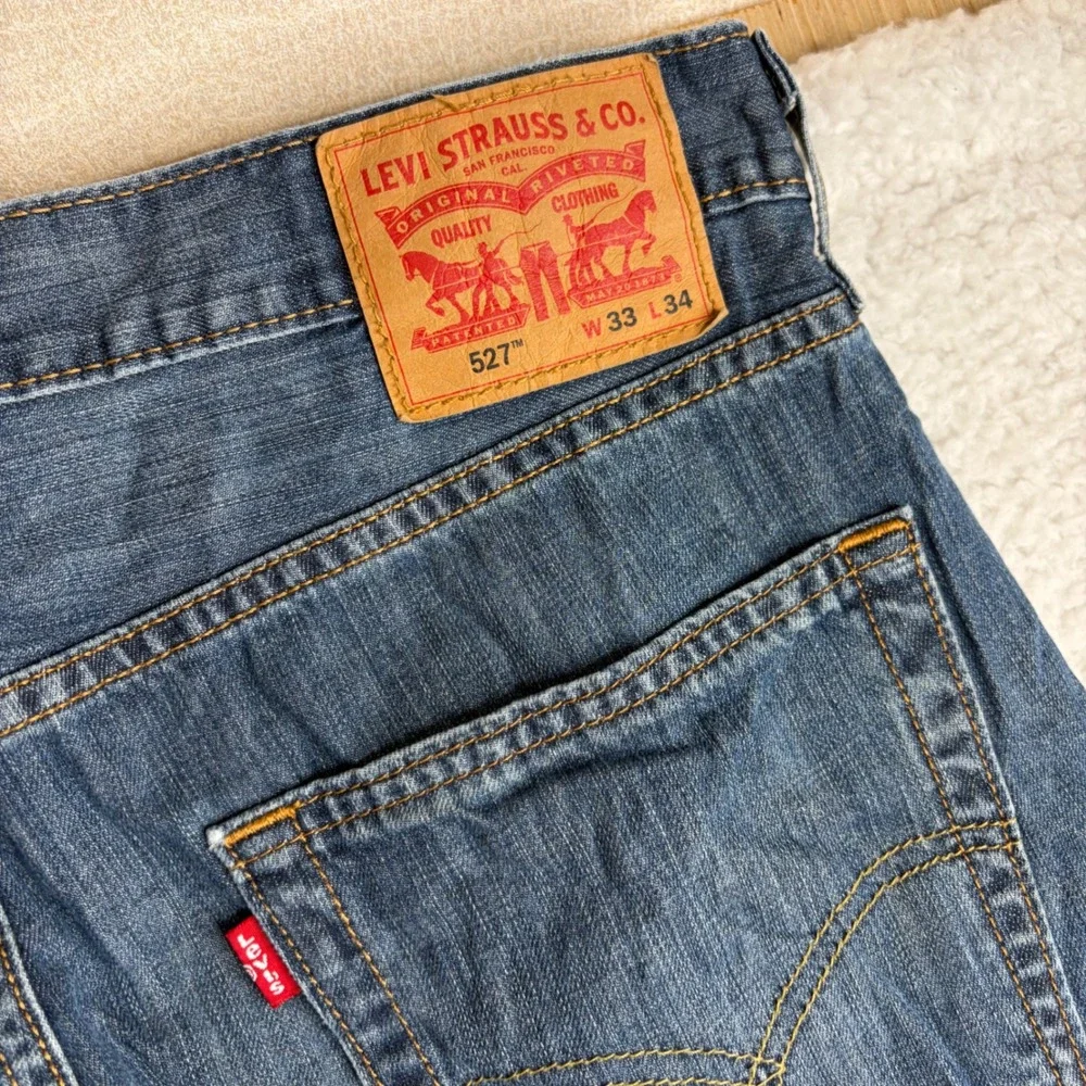 Levis 527 low rise Bootcut Jeans Mens 33x34 (34x33) Blue Denim Y2K Medium Wash